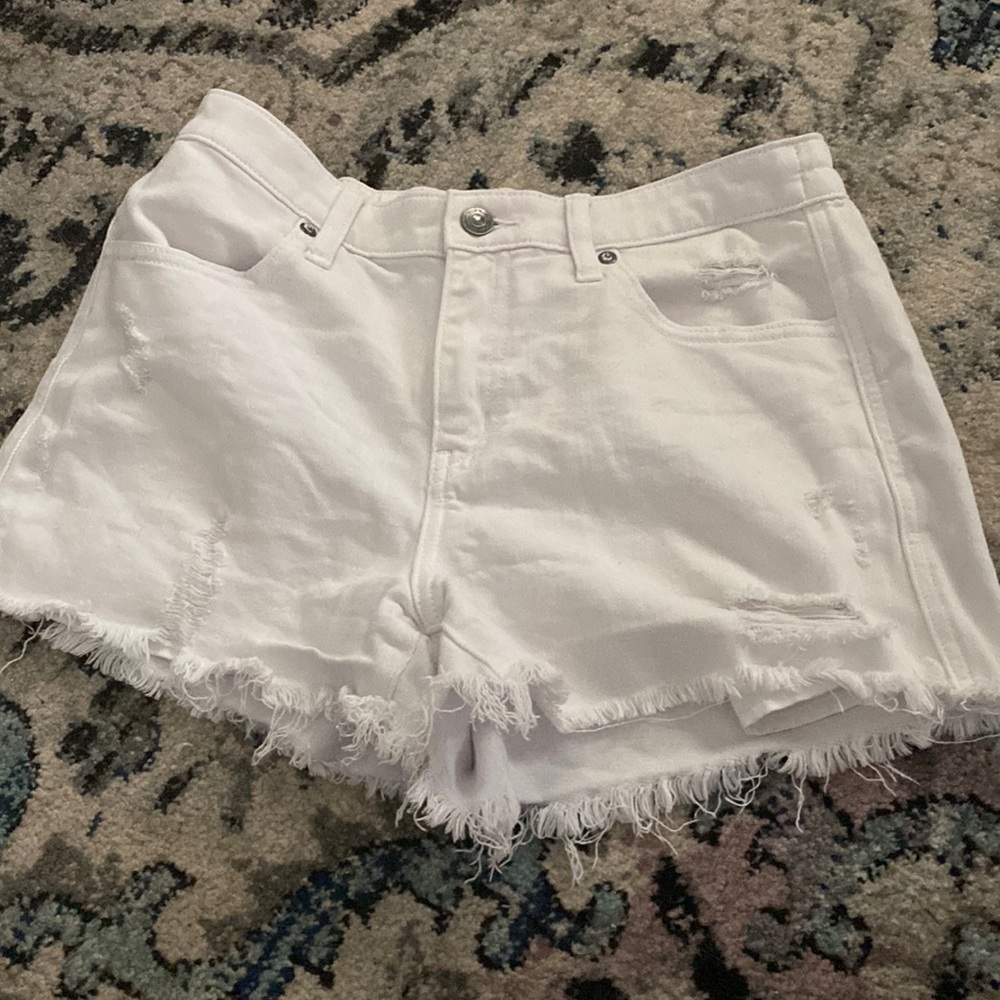 Aerie white distressed shorts small
